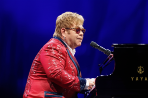 Featured image for What Piano Does Elton John Play Discover His Iconic Instruments